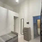 Laloggia House